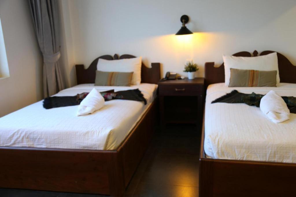 Yeak Loam Hotel Banlung Exterior photo
